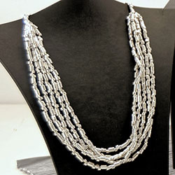 Z_98: Collier Amsterdam als Geschenk verpackt Z_98: Collier Amsterdam als Geschenk verpackt