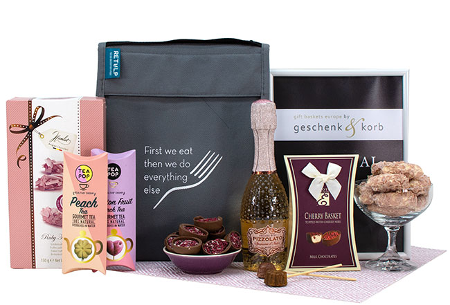 Gute Besserung Geschenkkorb Für Frauen – Mit Tasse, Socken, Armband & Karte