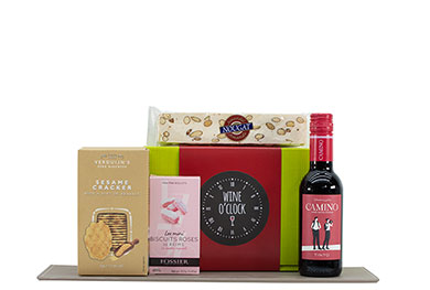 GESCHENK BOX FEINER WEIN GRUSS mit Süßem GESCHENK BOX FEINER WEIN GRUSS mit Süßem
