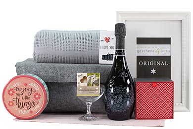GESCHENKKORB - GESCHENK FÜR FRAUEN - CARE PAKET