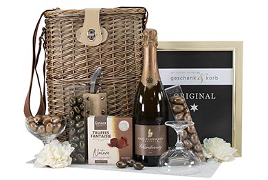 PICKNICK GESCHENKKORB SEKT & CO 