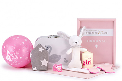 BABYGESCHENK FÜR MÄDCHEN - SIE IST DA! BABYGESCHENK FÜR MÄDCHEN - SIE IST DA!
